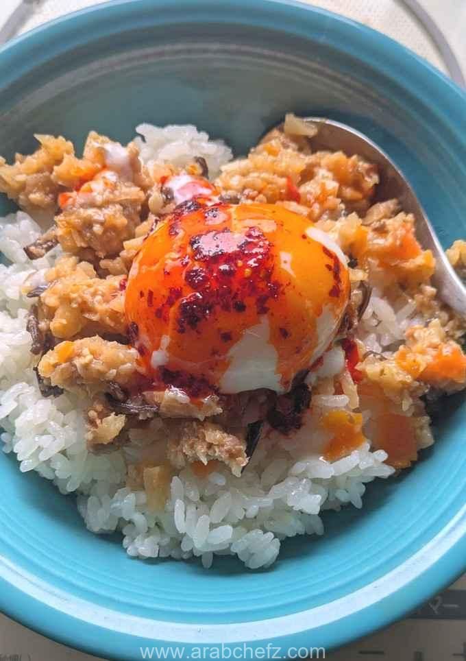 طريقة تحضير أرز مع معجون الخيزران واللحم أرز ياباني مع معجون الخيزران واللحم وبيضة دافئة