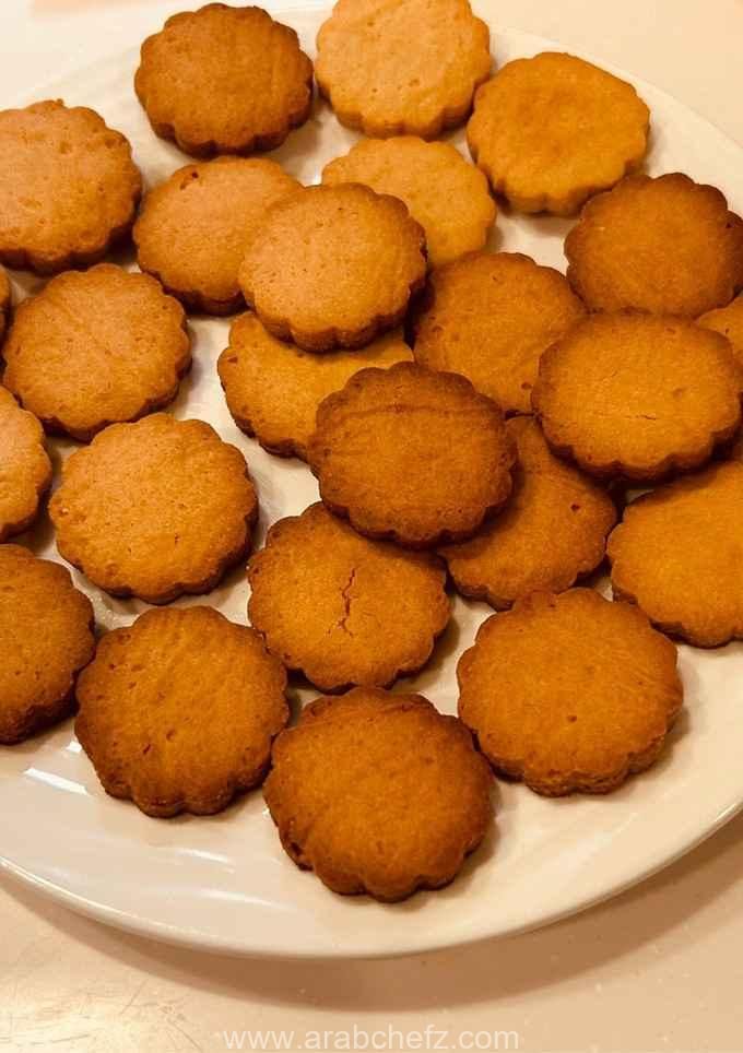 بسكويت دقيق الأرز بالعسل