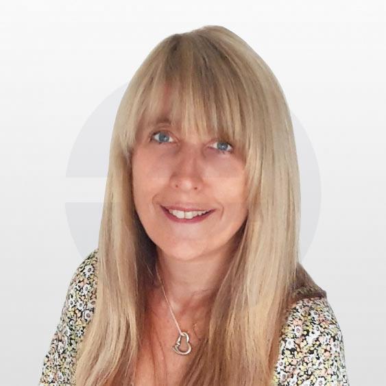 Michelle-Dwsett-