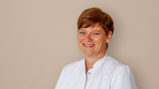 Dr. med. Susanne Reichert, Fachärztin FMH Urologie - Schwerpunkt operative Urologie Dr. med. Susanne Reichert, Fachärztin FMH Urologie - Schwerpunkt operative Urologie
