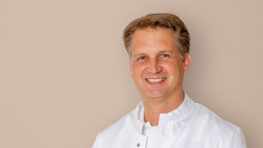 PD Dr. med. Christian von Bodman, Facharzt für Urologie, CMO & Ärztl. Leitung Uroviva Bülach PD Dr. med. Christian von Bodman, Facharzt für Urologie, CMO & Ärztl. Leitung Uroviva Bülach