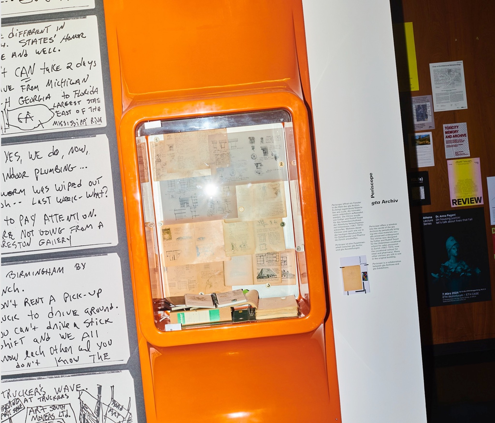 Die ‹Periscope›-Vitrine dient dem ‹gta Archiv› als Mikro-Ausstellungsraum.