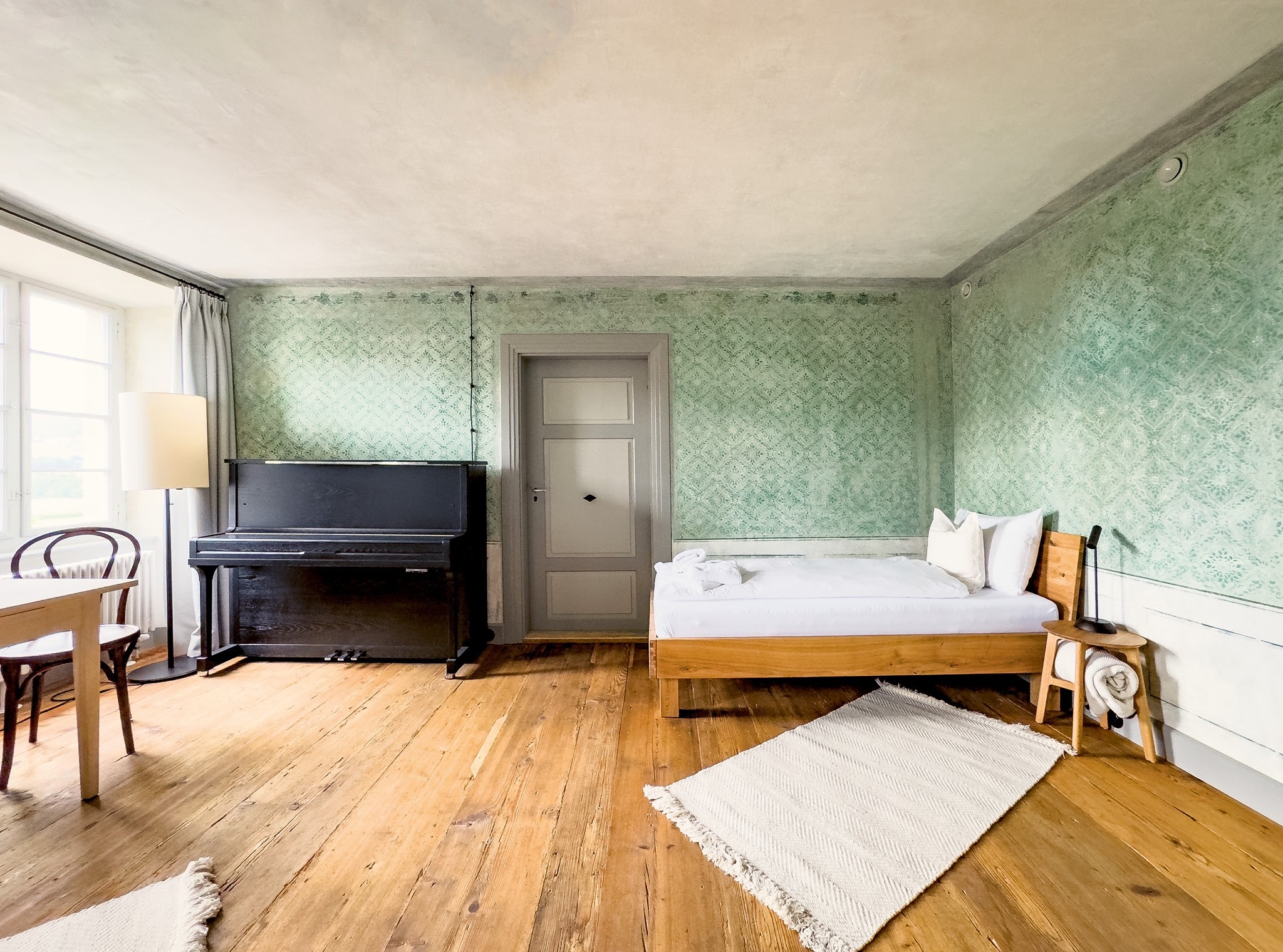 Die Zimmer der Stipendiatinnen und Stipendiaten im Hagenhaus dienen auch als Übungsräume – akustische Kompromisse inklusive.