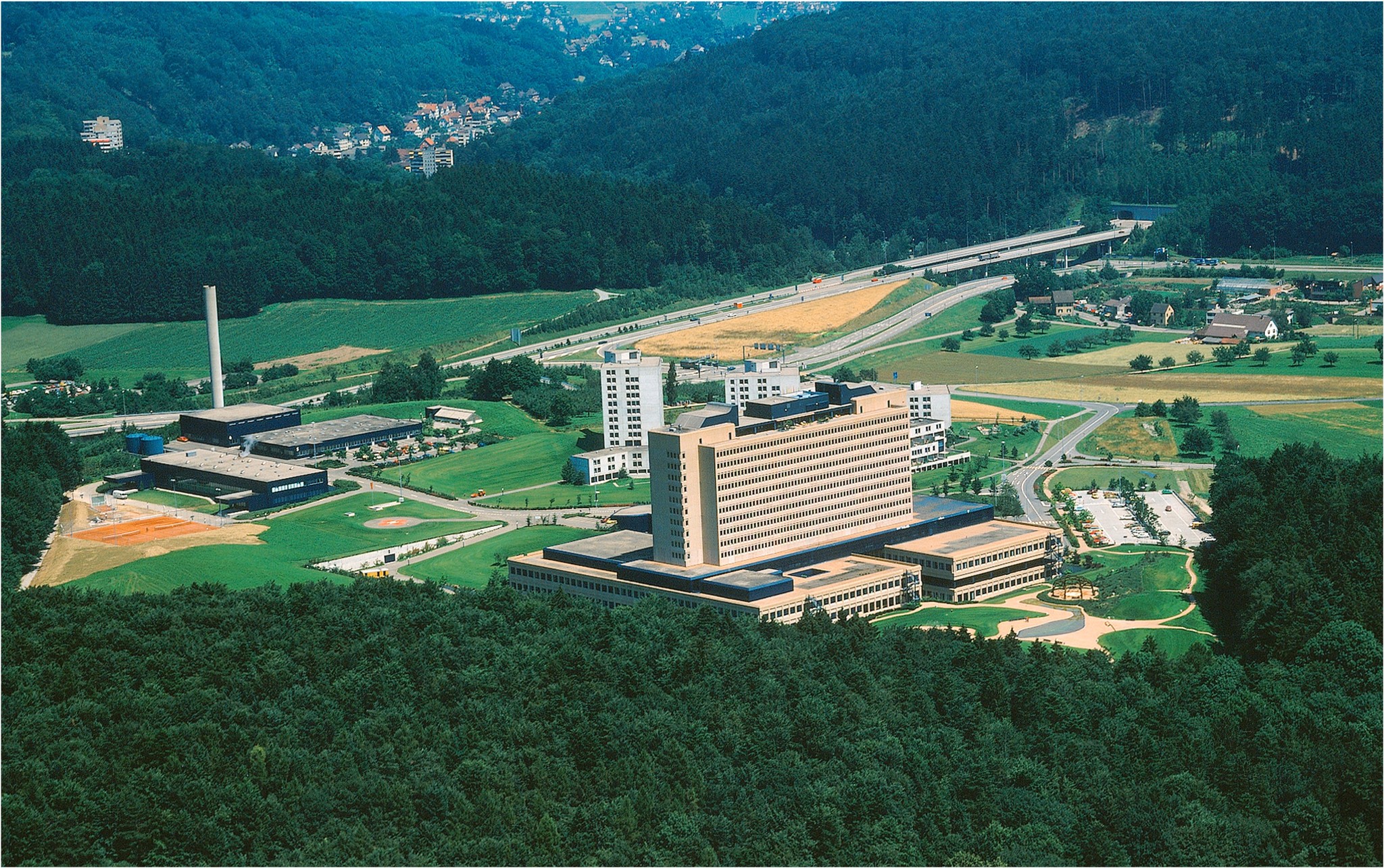 Der Altbau des Kantonsspitals Baden soll abgerissen