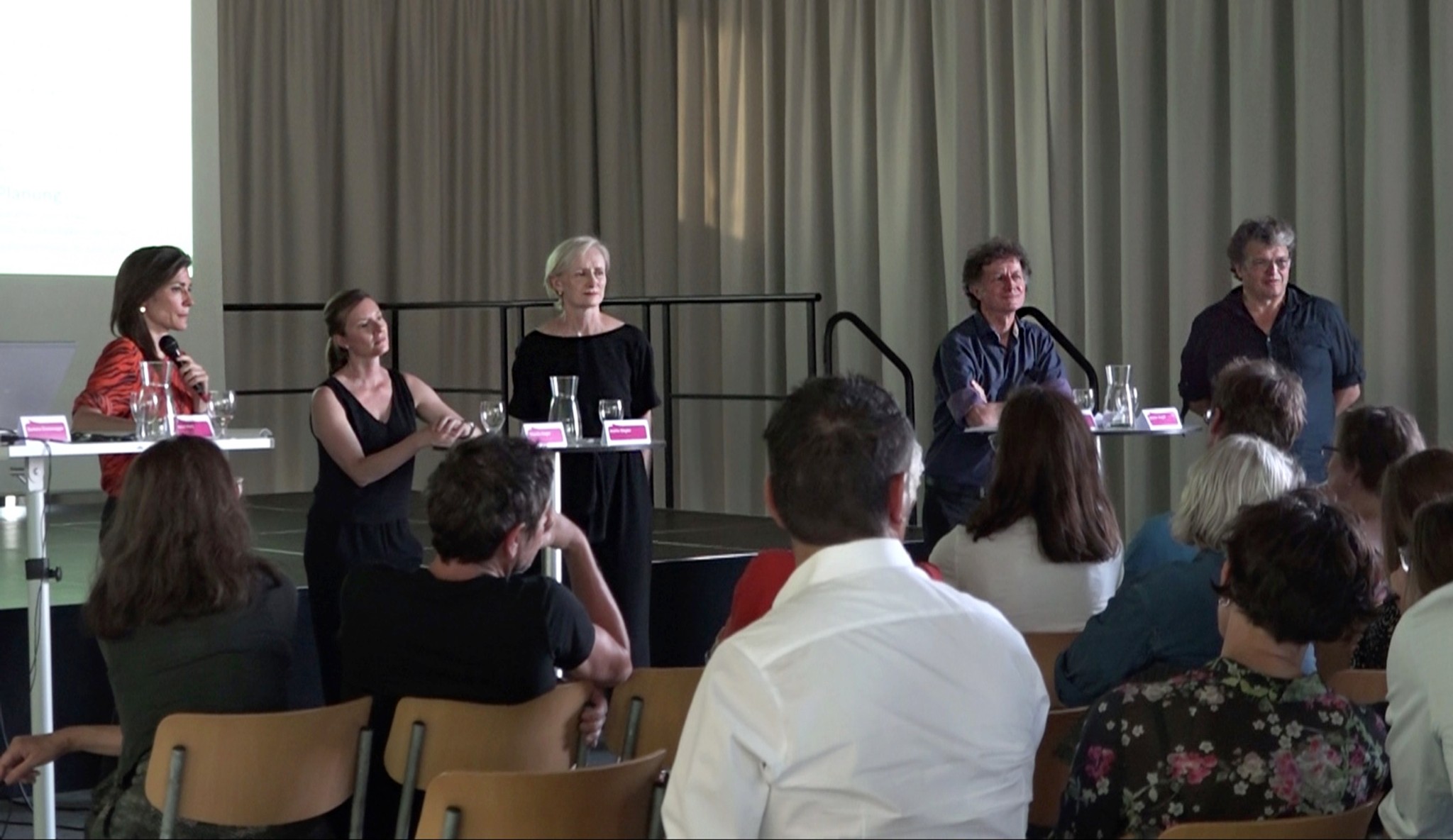 Rahel Marti diskutierte mit Claudia Siegle, Katrin Gügler, Markus Truniger und Walter Angst.