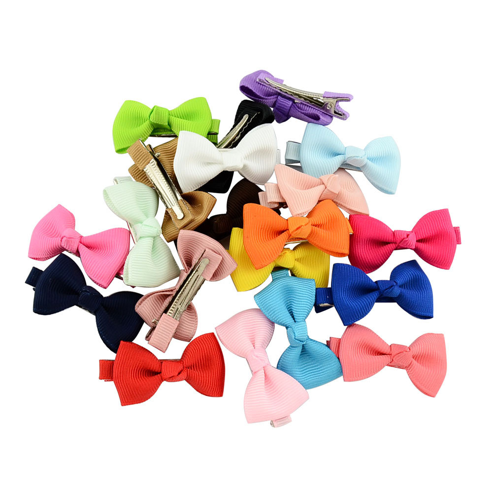 Wholesale Baby Girls Small Grosgrain Bow With Clip