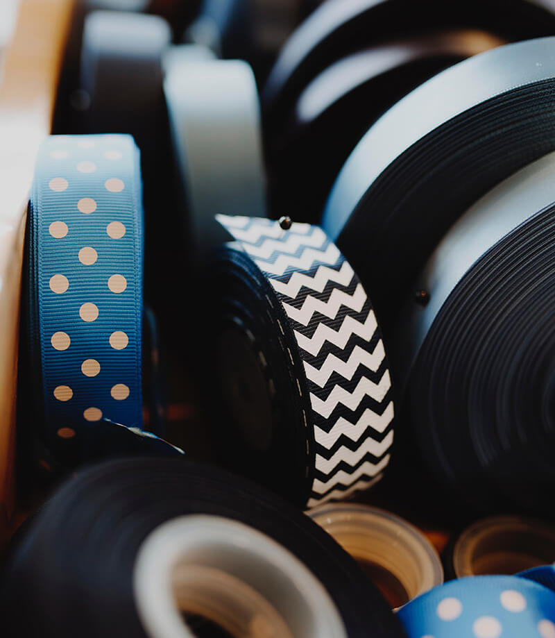 Shop custom ribbons, ribbon rolls, handmade ribbon bows with MingRibbon