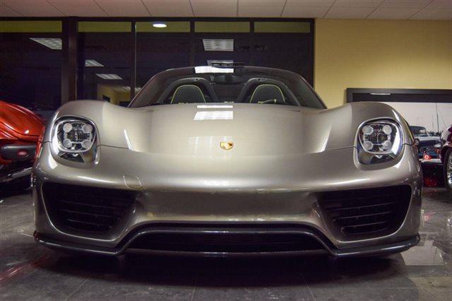 2015 Porsche 918 Spider Roadster