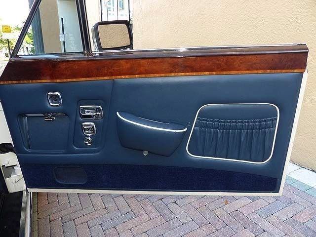 1985 Rolls Royce Corniche Magnolia Convertible