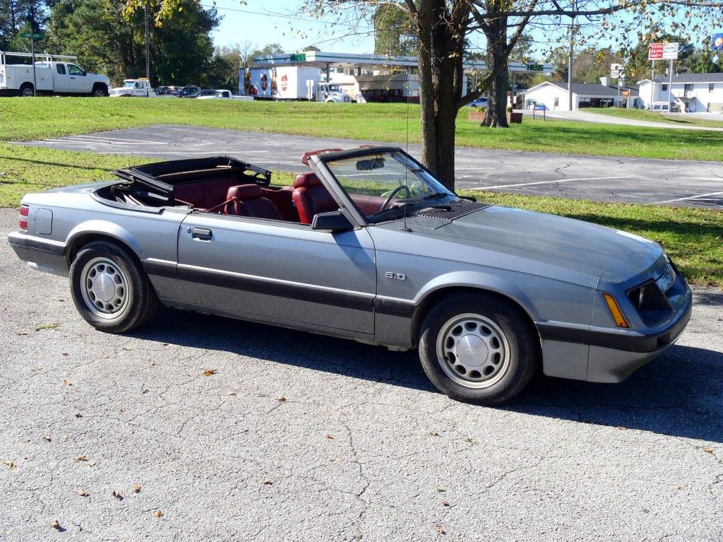 1985 Ford Mustang 5.0 LX [Fox Body] Convertible