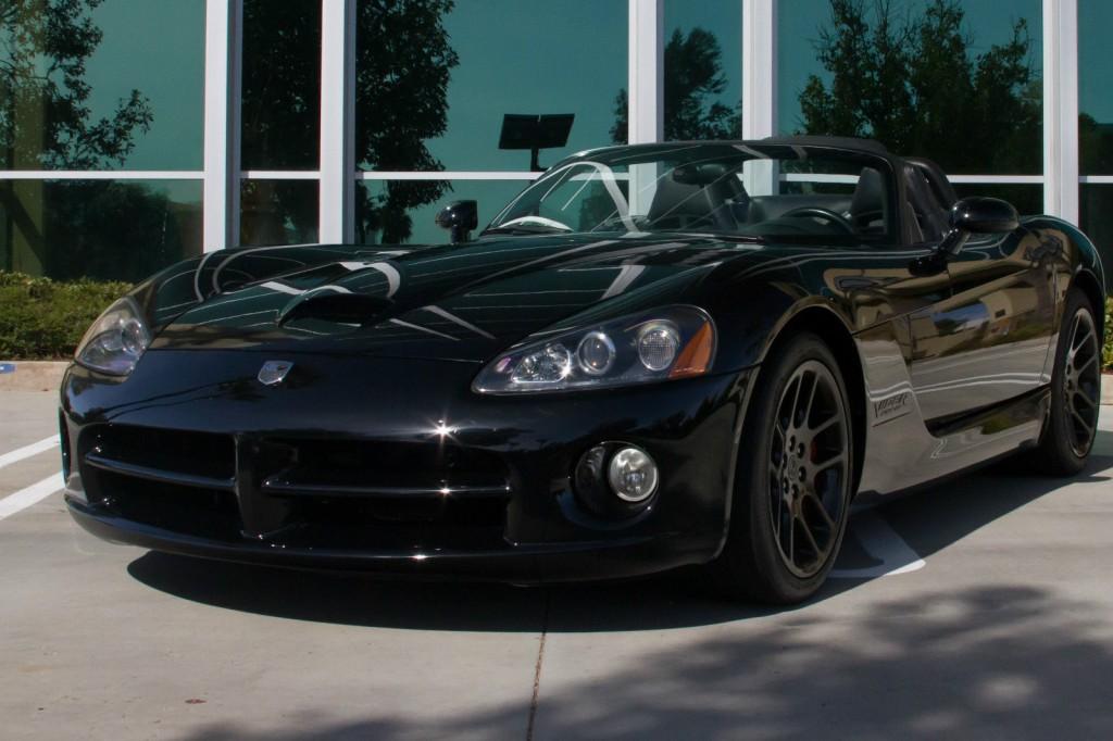 2004 Dodge Viper SRT 10 Convertible 2 Door 8.3L