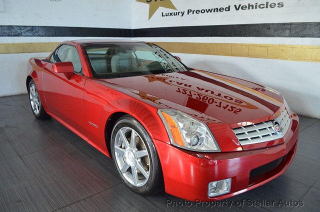 2004 Cadillac XLR 2dr Convertible