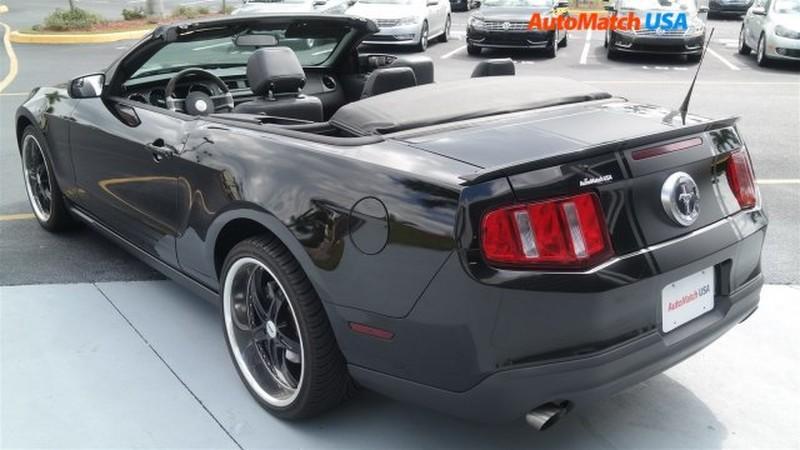 2012 Ford Mustang V6 Convertible