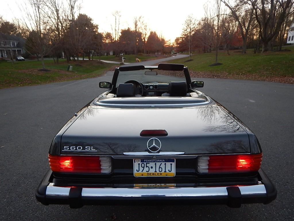1989 Mercedes Benz 560 SL Convertible