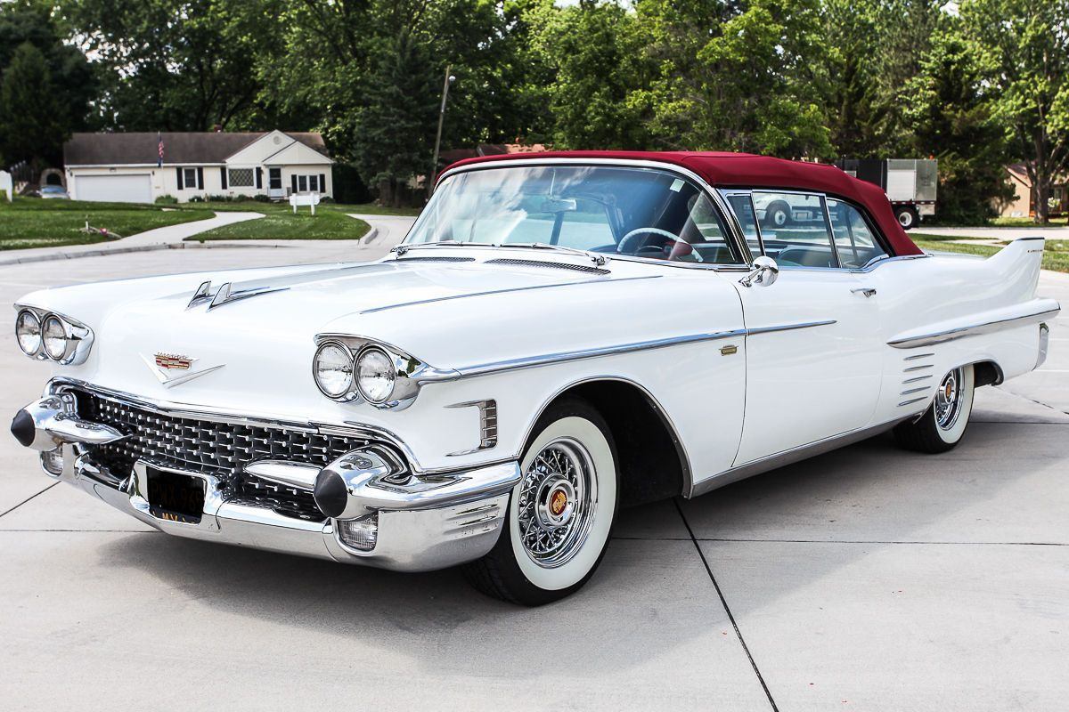 Cadillac series 62 convertible