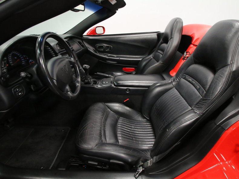 2004 Chevrolet Corvette Base Convertible 2 Door