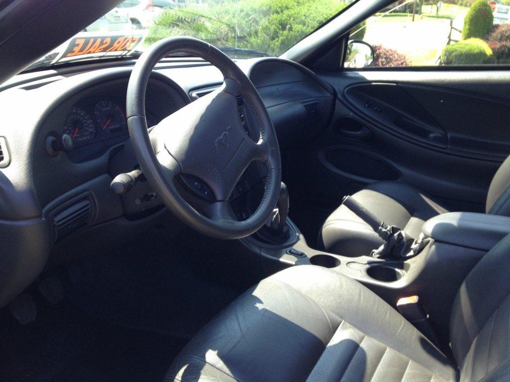 2004 Ford Mustang Convertible