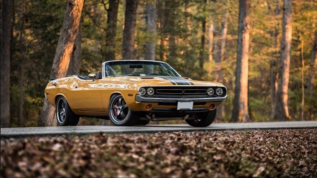 badass 1971 Dodge Challenger R/T convertible