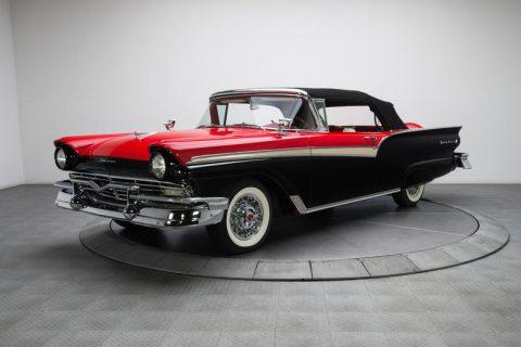 first class 1957 Ford Fairlane 500 Sunliner Convertible for sale