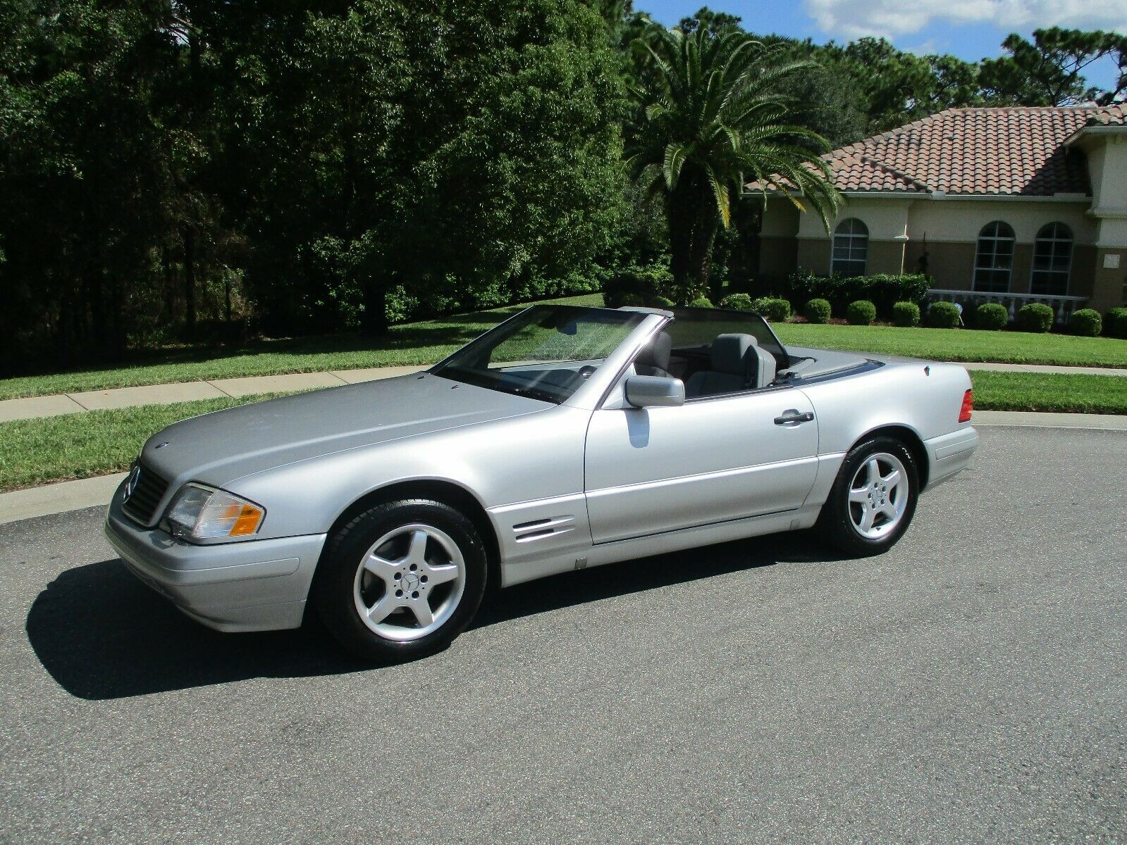 1997 Mercedes Benz SL Class SL 320 convertible Convertibles
