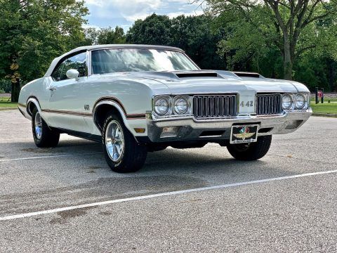 low miles 1970 Oldsmobile Cutlass Y74 Pace Car convertible for sale