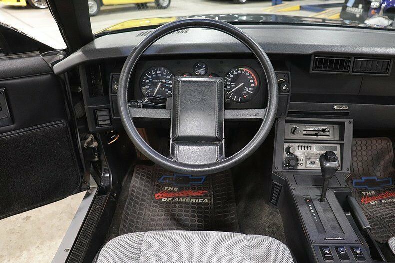 very nice 1988 Chevrolet Camaro convertible