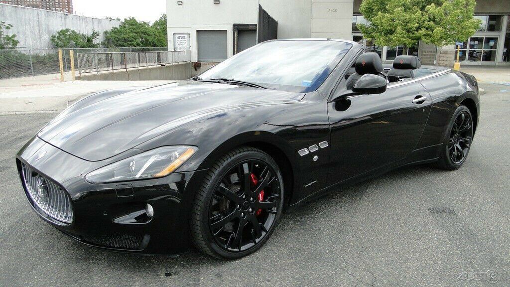 low miles 2013 Maserati Gran Turismo Sport 4.7L V8 32V convertible