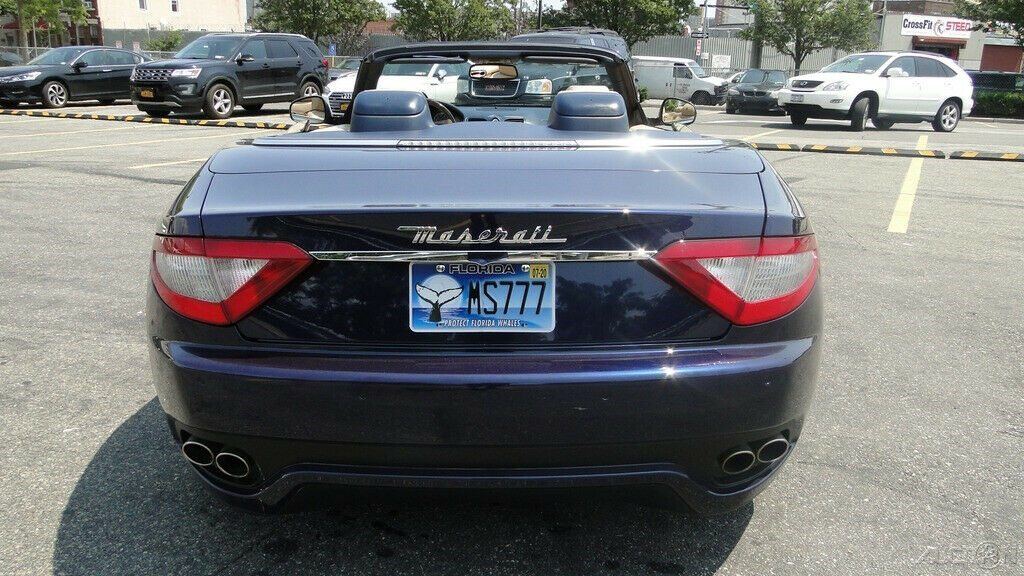 low miles 2013 Maserati Gran Turismo Sport 4.7L V8 RWD convertible