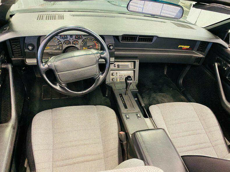 beautiful 1992 Chevrolet Camaro convertible