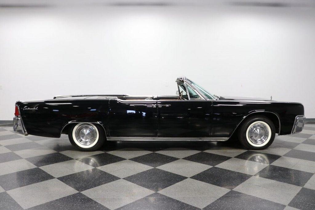 1962 Lincoln Continental Convertible [true elegance]