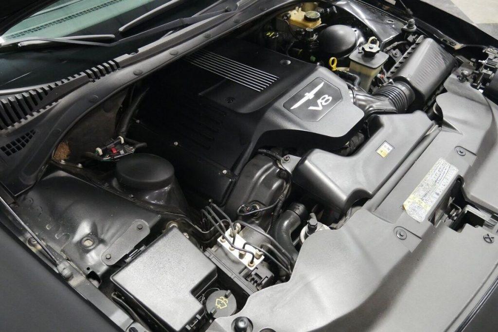 2004 Ford Thunderbird Convertible [retro style]