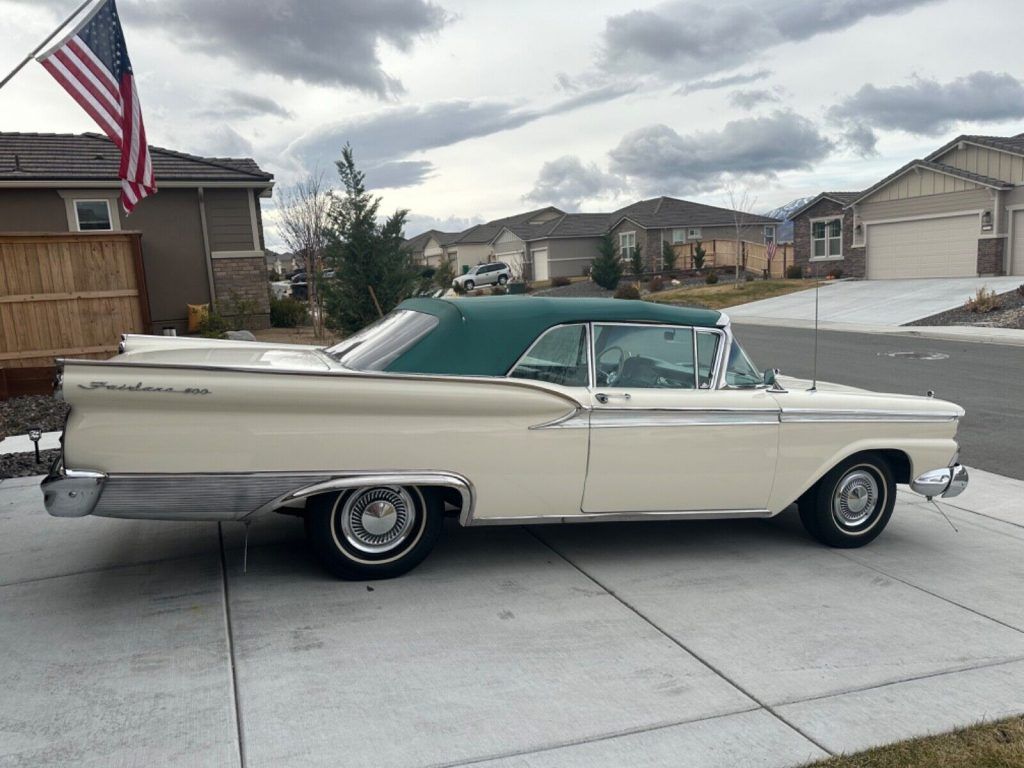 1959 Ford Fairlane 500 Convertible [all stock]