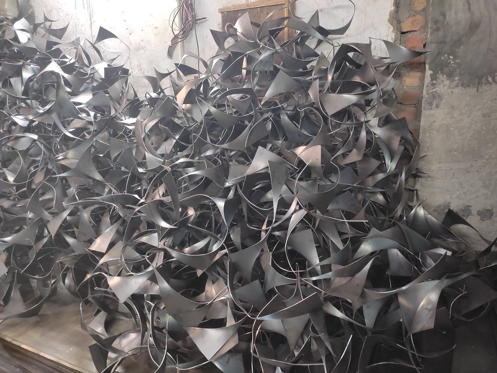 Iron Plates Cutting Scrap 