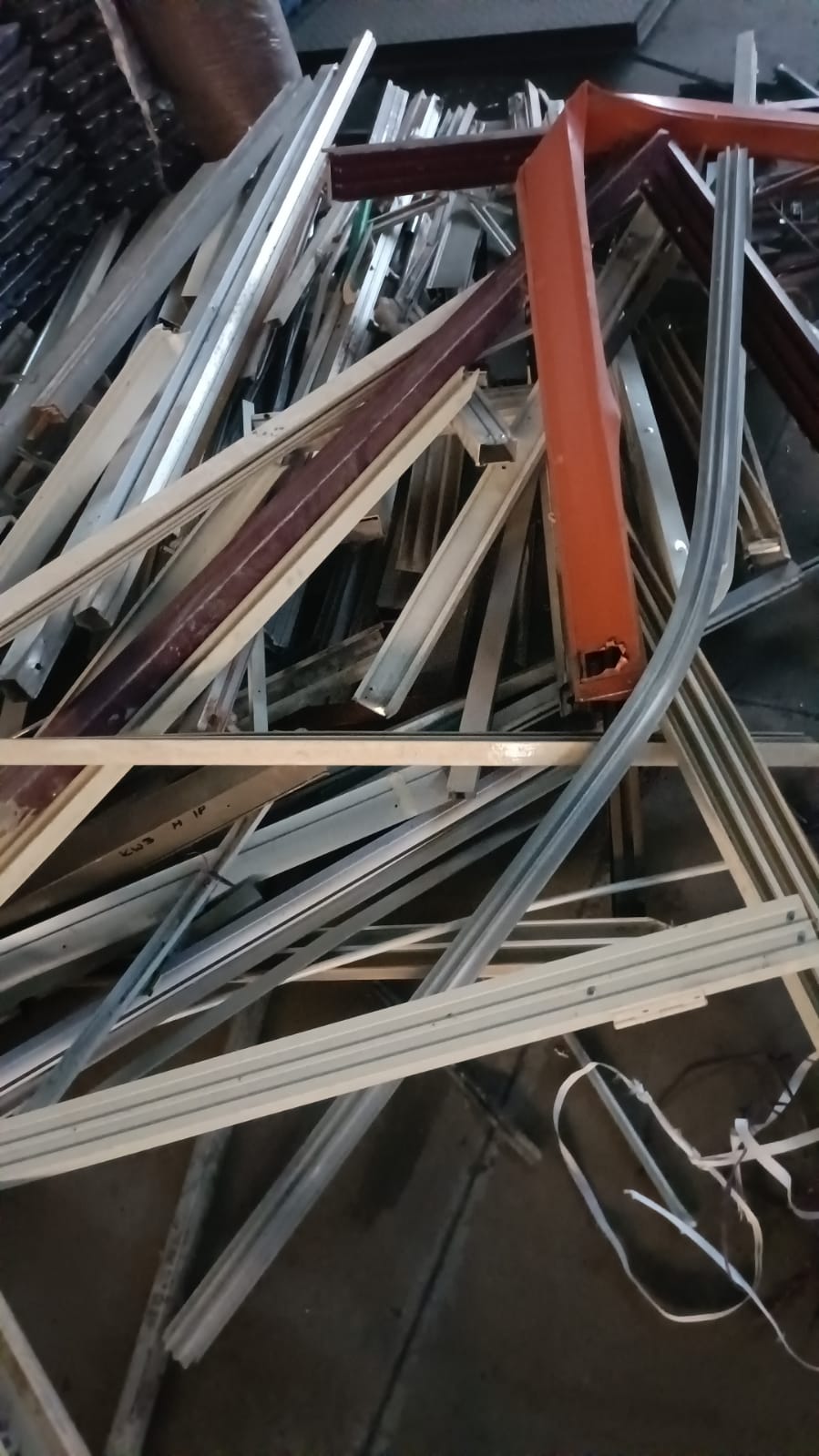 Aluminium Extrusions Scrap