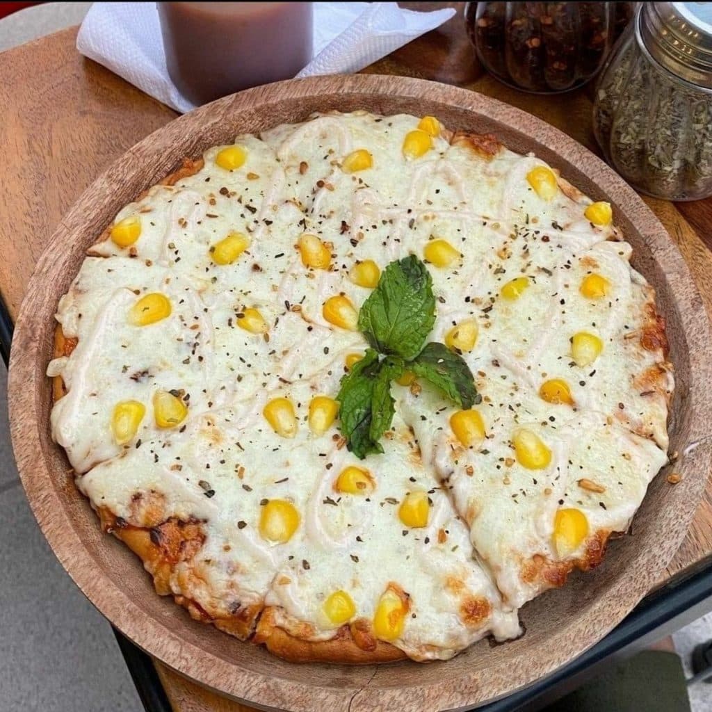 Best Mouth-Watering Pizza in Ahmedabad 5 cheese corn pizza