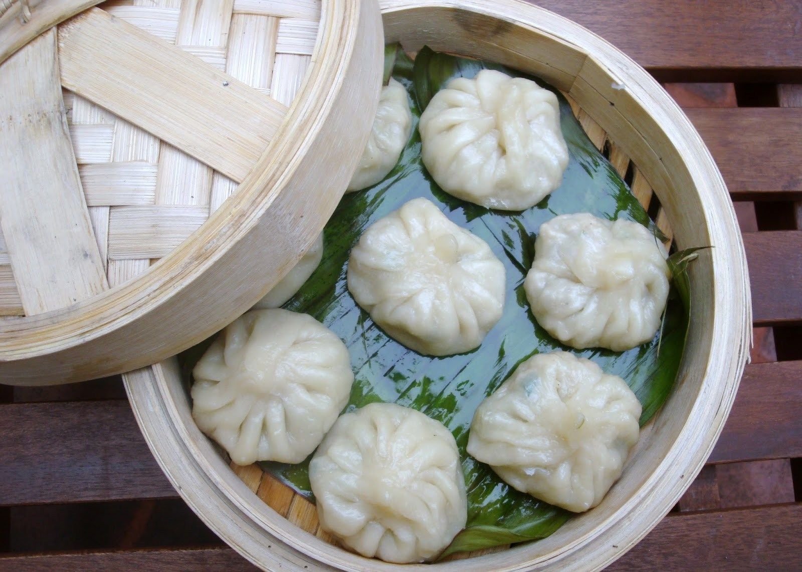 12 Must-Try Street Food Around Country 3 moomos