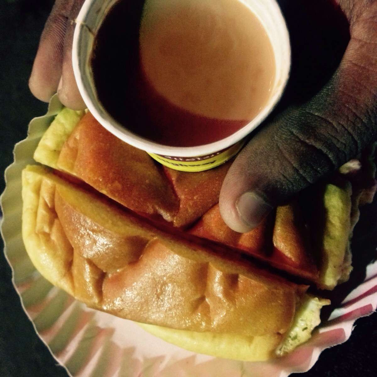 10 Places To Have Maskabun In Ahmedabad Every Morning 10 Maskabun In Ahmedabad | Iscon Gathiya