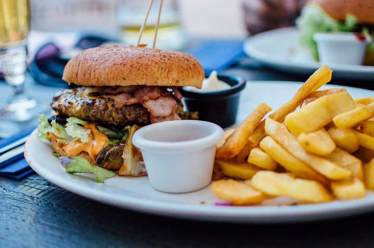 Junk food, Its consumption and Increasing allergies in kids! 1