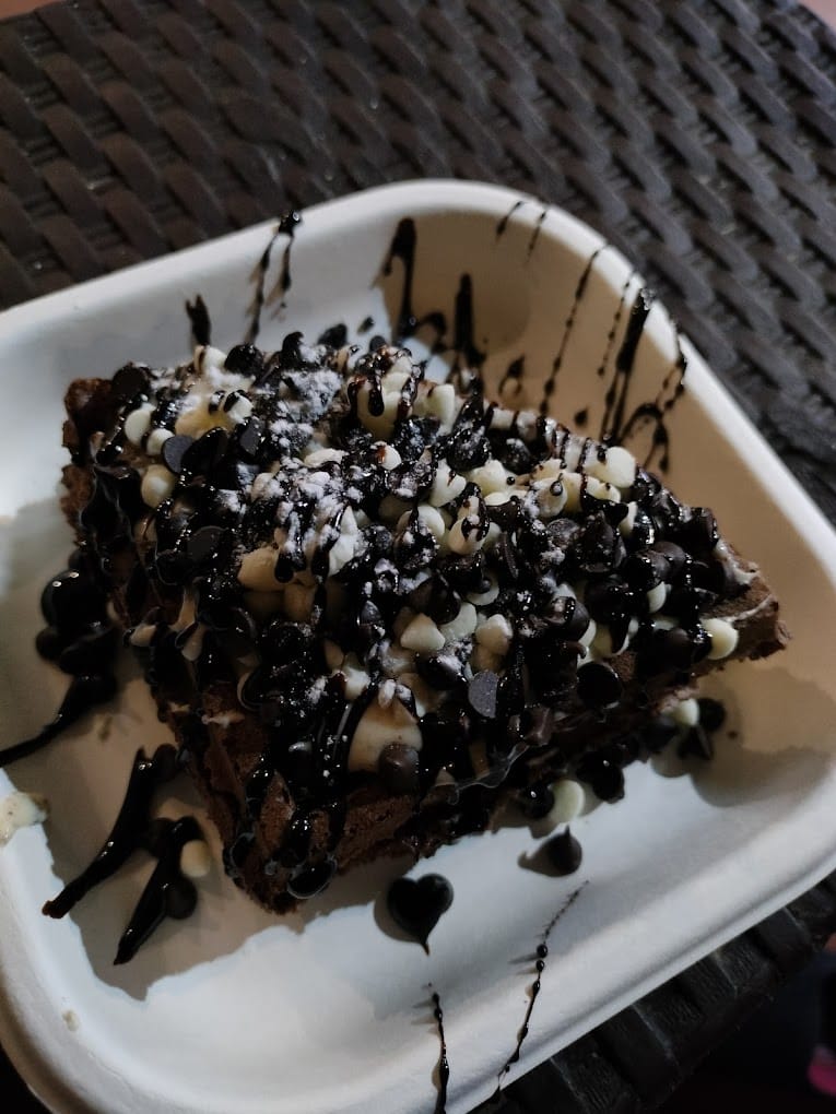 The 8 Best Waffles in Ahmedabad For Dessert Lovers 3 Waffles| Wow Waffles and Pancakes | Waffles, Chocolate