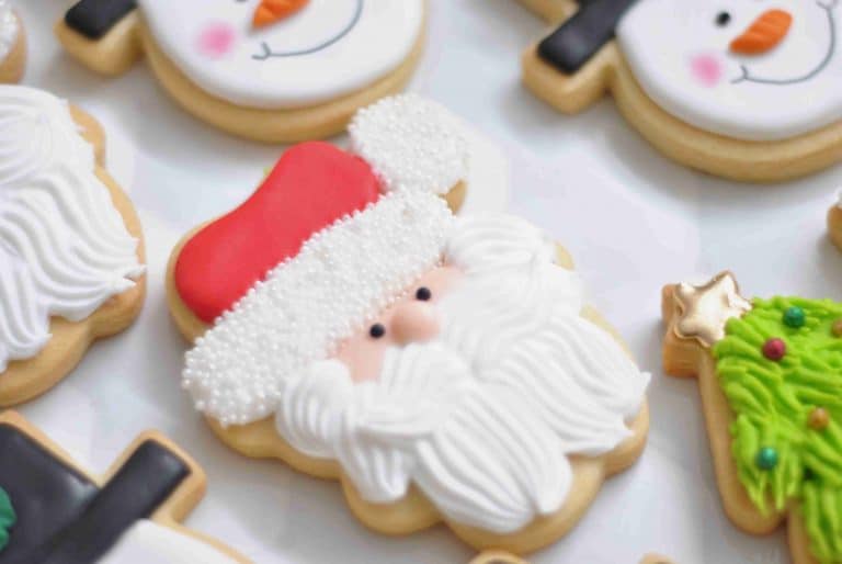 Famous Traditional Christmas Dishes| Feature Image