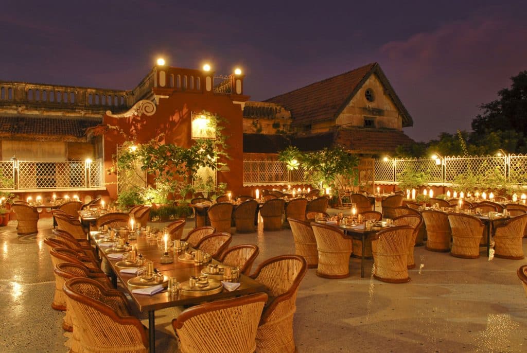 6 Best Places To Eat At, In The Old City Of Ahmedabad 1 Best dining places in the old city| Feature image