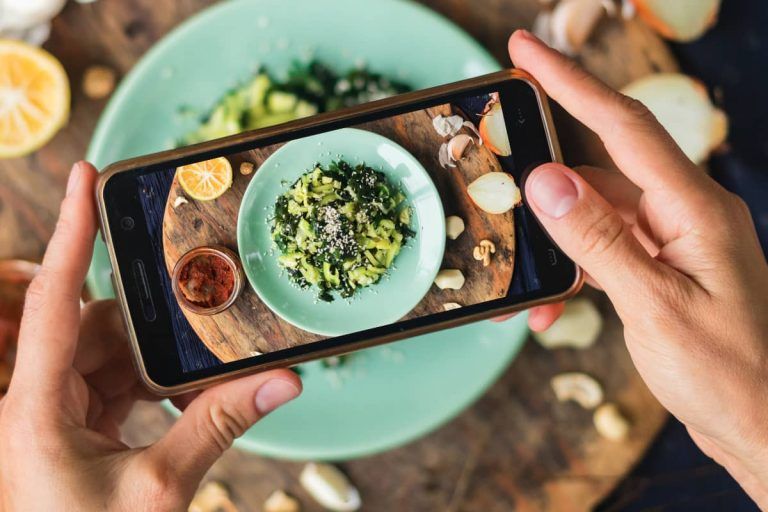 Food drifts| Feature image