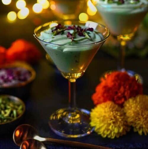 Dubai Food Bloggers You Need To Follow Now 3 Food influencer from dubai| Thandai pistachio mousse