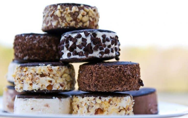 Delicious desserts at home| Feature image