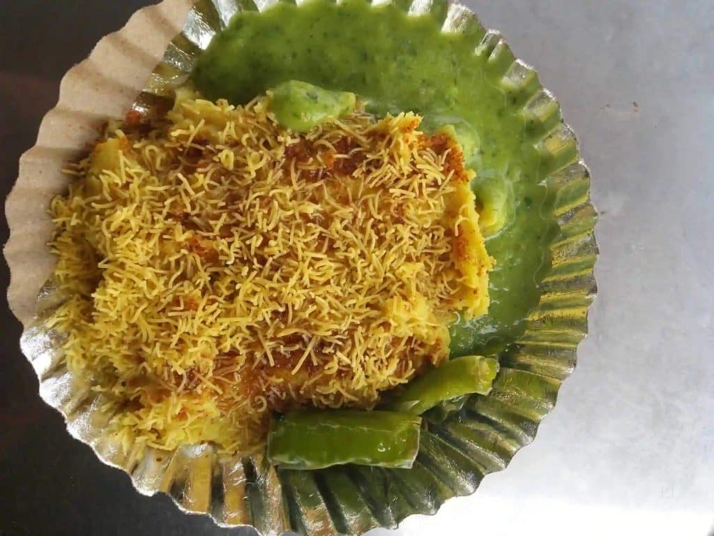 10 Tempting Food Dishes To Relish This Monsoon 5 Tempting Food Dishes To Relish This Monsoon| Locho