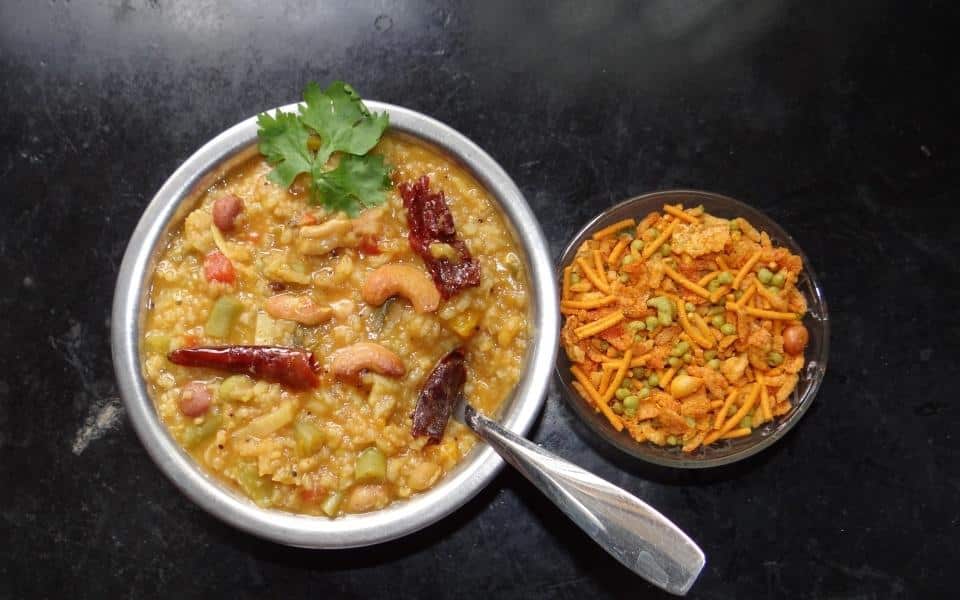 Delightful Dishes from Bangalore- The Food Capital Of India 4 Dishes from Bangalore| Bisi Bele Bath
