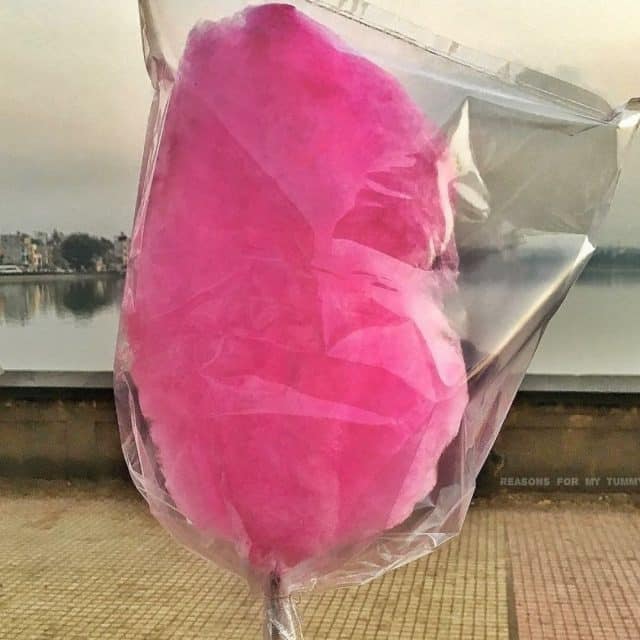 7 Nostalgic Food Items That Remind Us Of The Good Old School Days 7 cotton candy