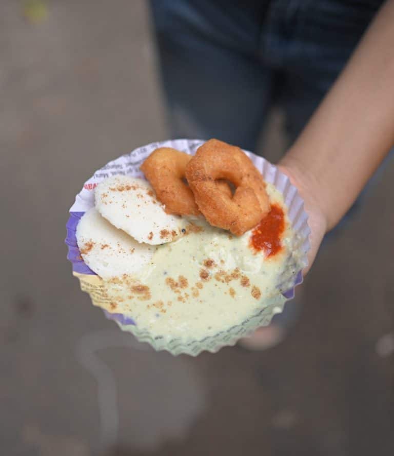 Idali Wada plate in hand