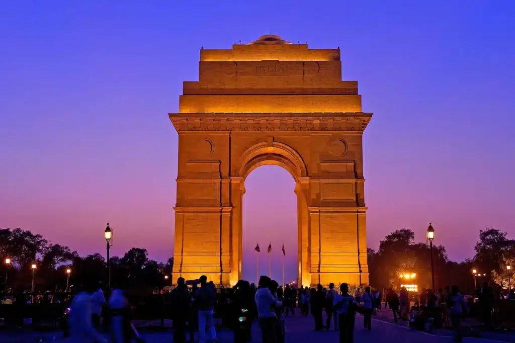 Delhi's Top Tourist Spots | Must-Visit Attractions and Local Flavors! 5