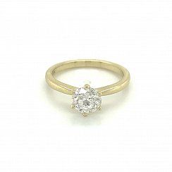 1.1 Carat Diamond Solitaire in 18k Yellow Gold